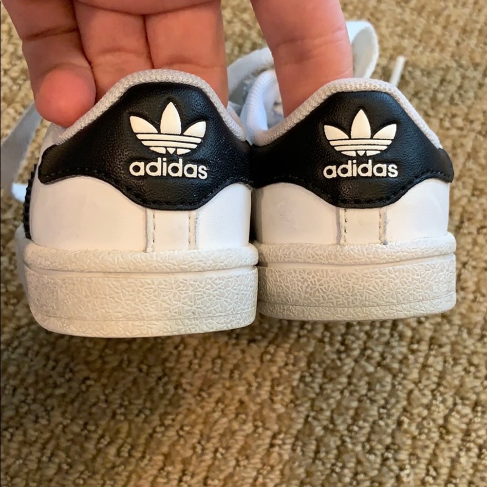 Adidas baby shoe - Picture 4 of 8